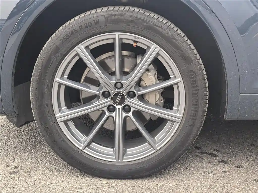 Audi Q5L 2022 40T RS