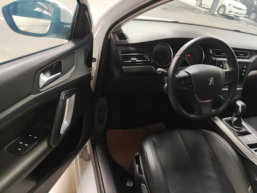 Peugeot 408 — миниатюра 16