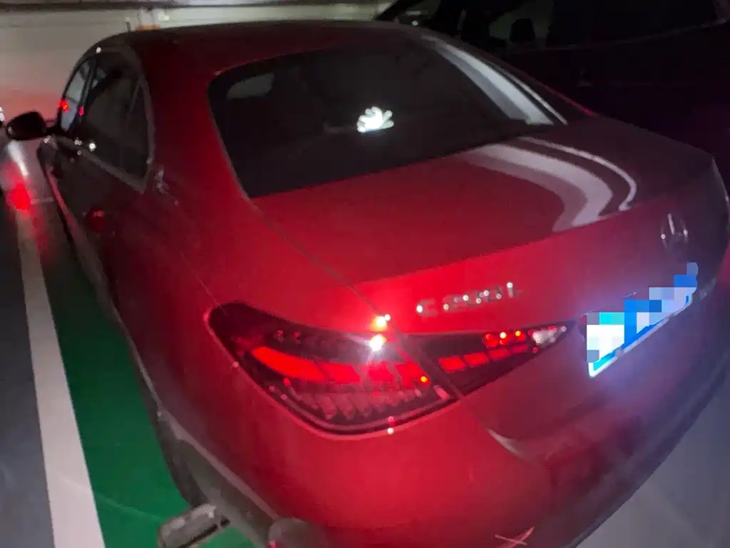 Mercedes-Benz C-Class — миниатюра 10