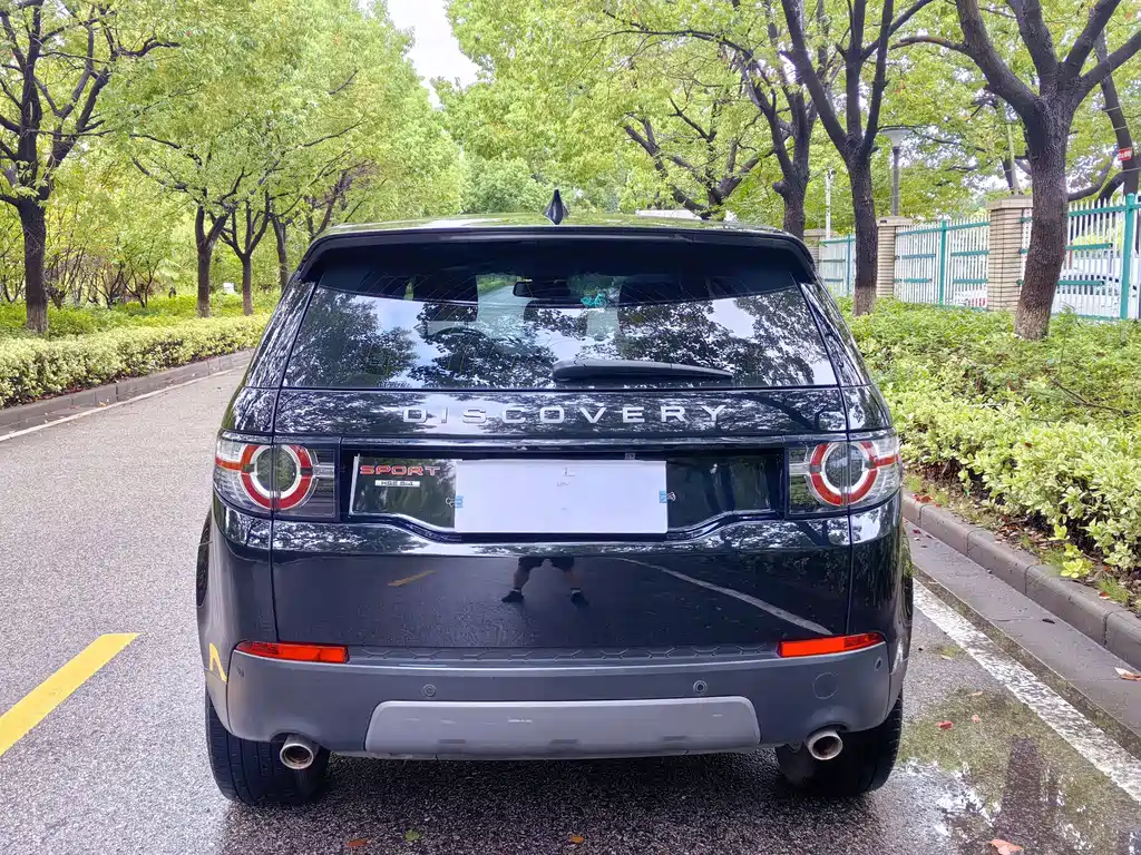 Land Rover Discovery Sport — миниатюра 17