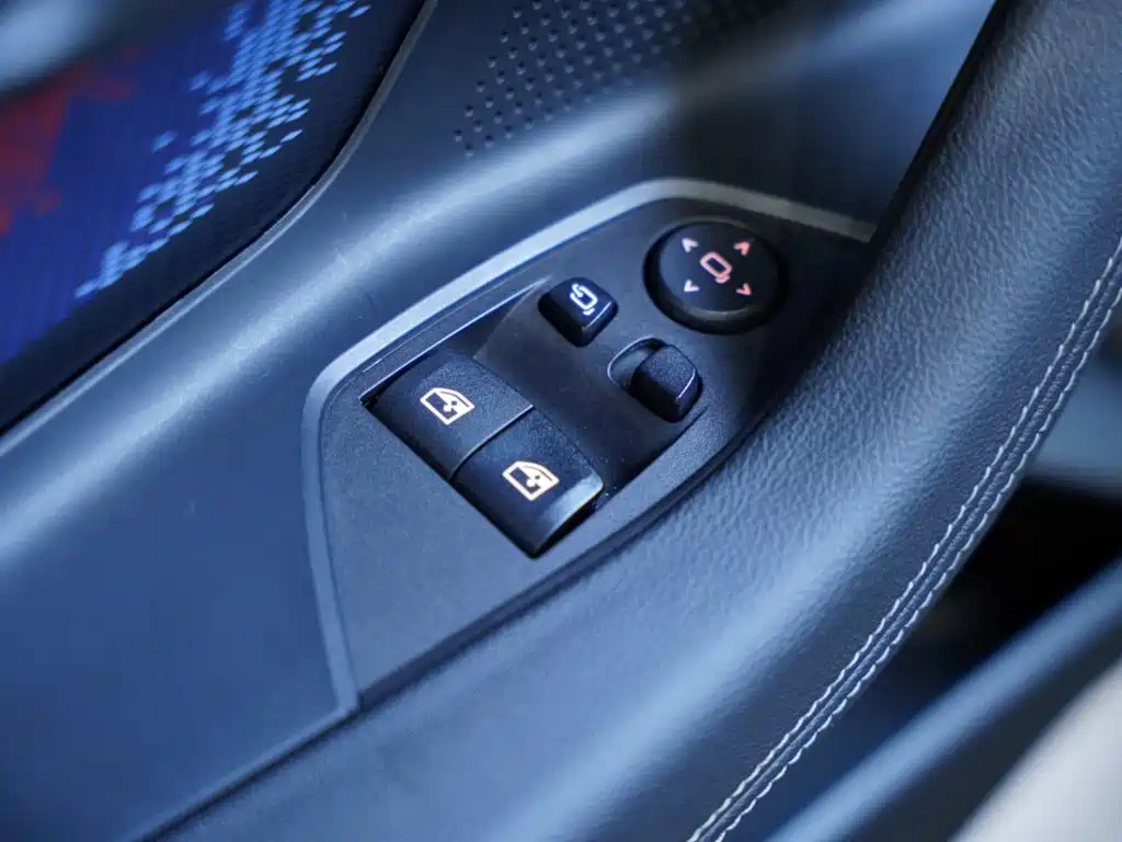 BMW M2 — миниатюра 20