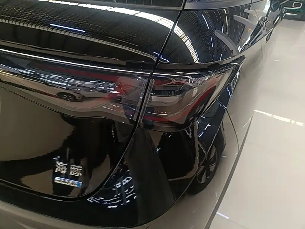BYD Dolphin — миниатюра 8