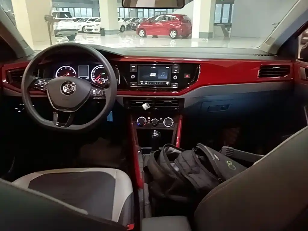 Volkswagen Polo — миниатюра 10