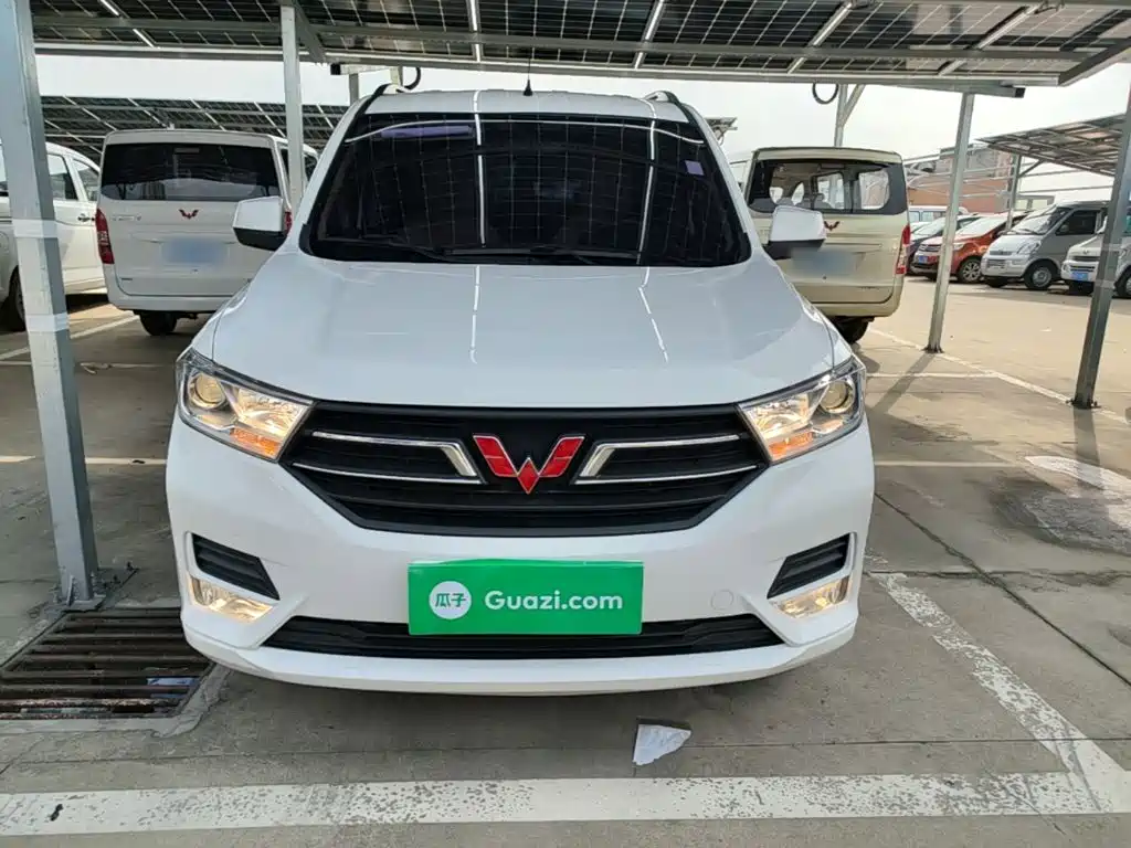Wuling Hongguang — миниатюра 3