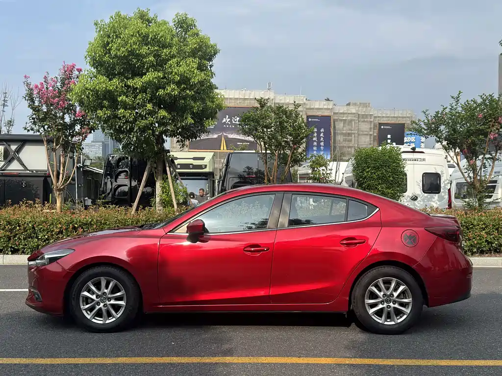 Mazda 3 Axela — миниатюра 4