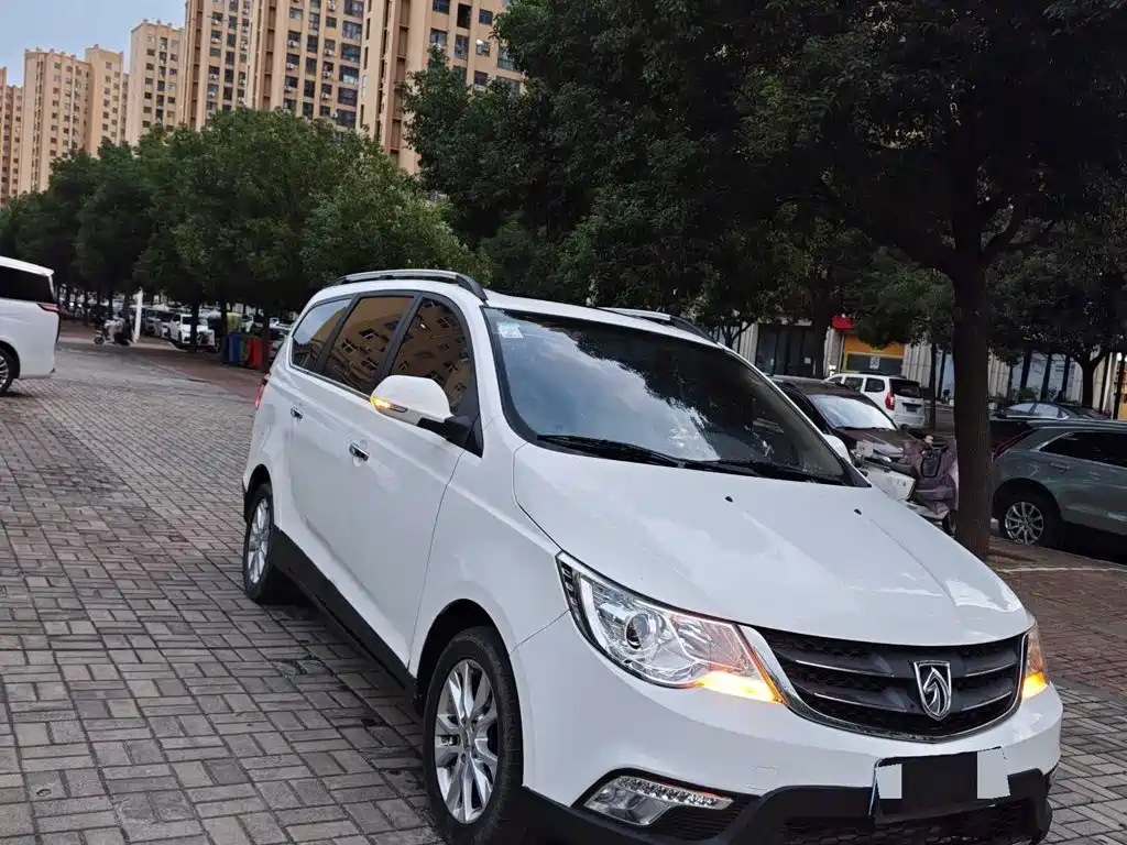 Baojun 730 — миниатюра 2