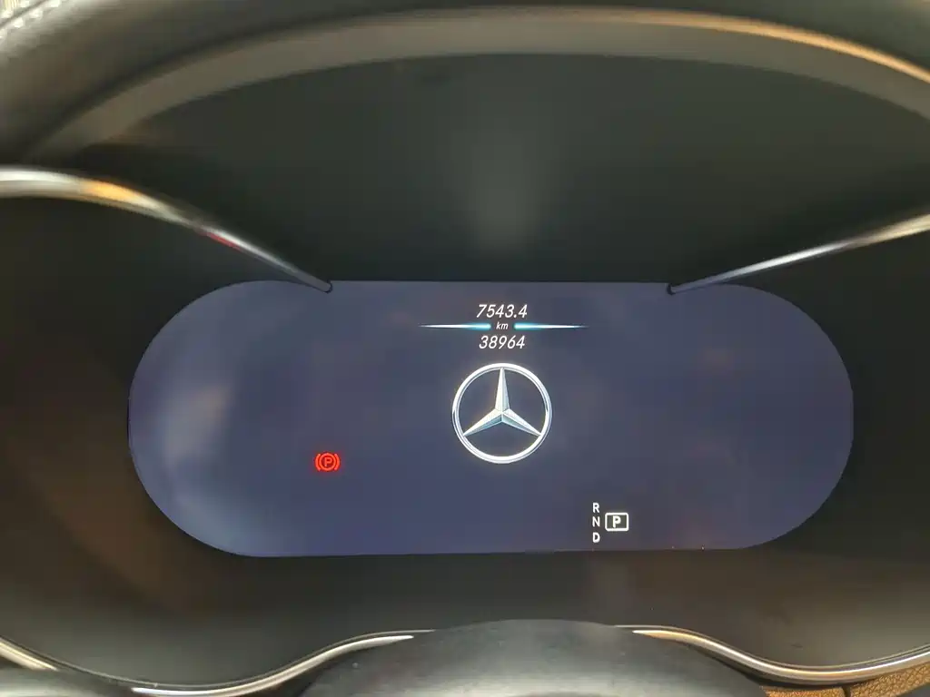 Mercedes-Benz C-Class — миниатюра 7