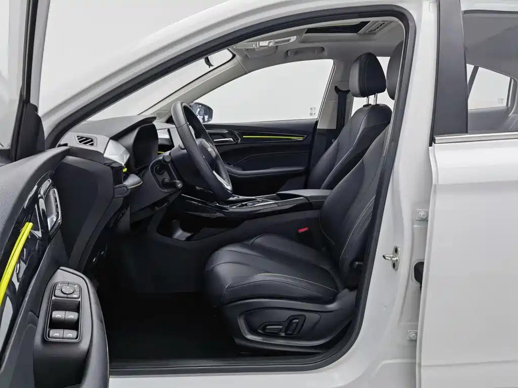 Roewe i5 — миниатюра 10