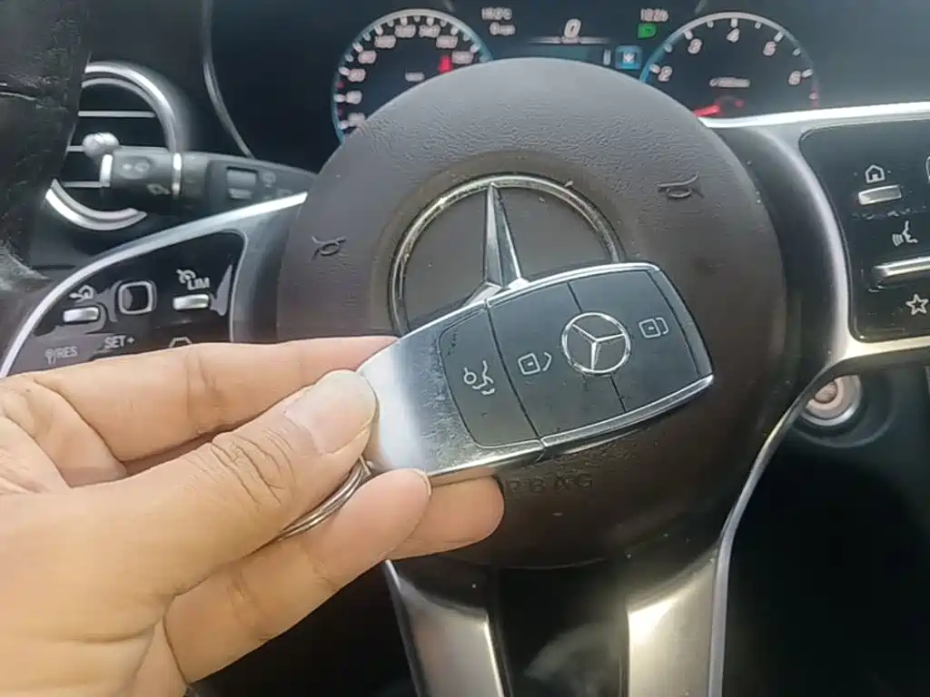 Mercedes-Benz GLC — миниатюра 9