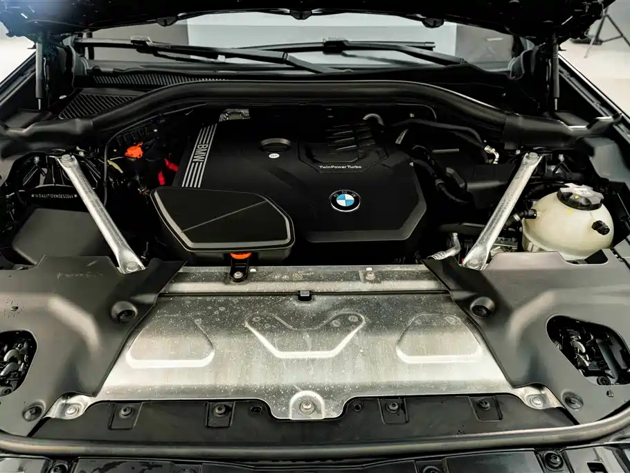 BMW X4 — миниатюра 24