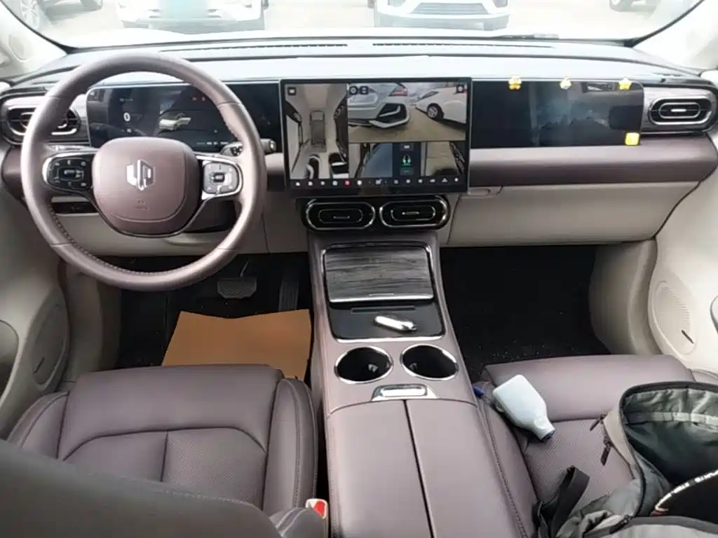 Leapmotor Leapmotor C11 — миниатюра 10
