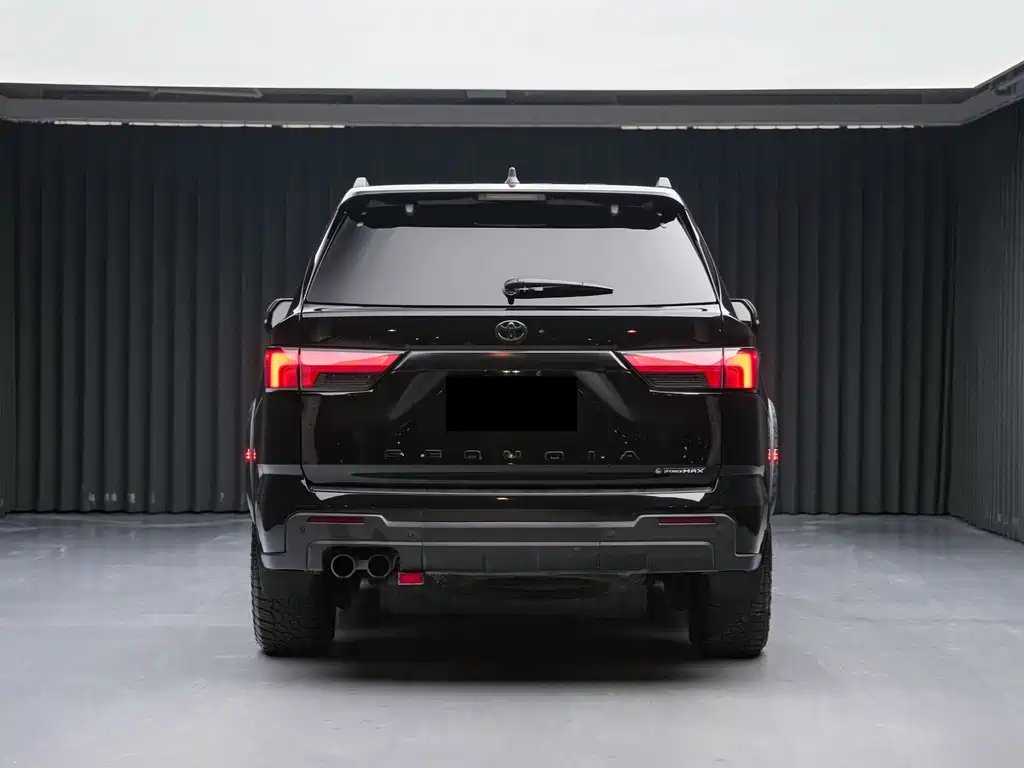 Toyota Sequoia — миниатюра 5