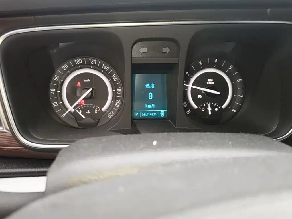 Buick GL8 — миниатюра 12