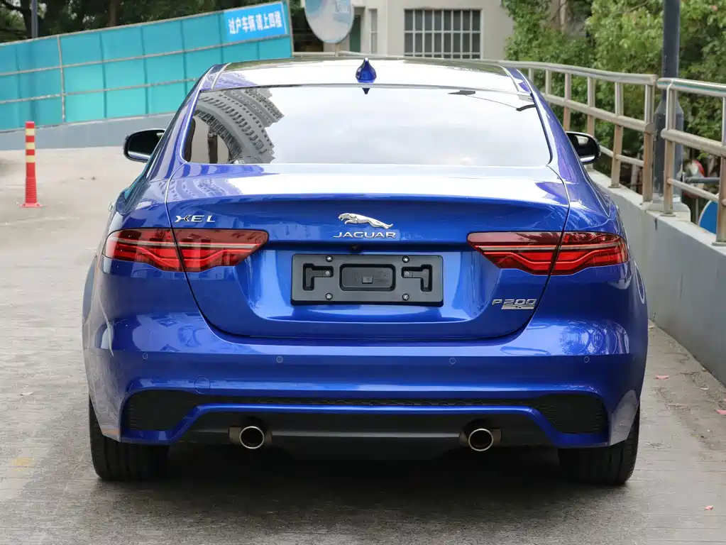 Jaguar XEL — миниатюра 5
