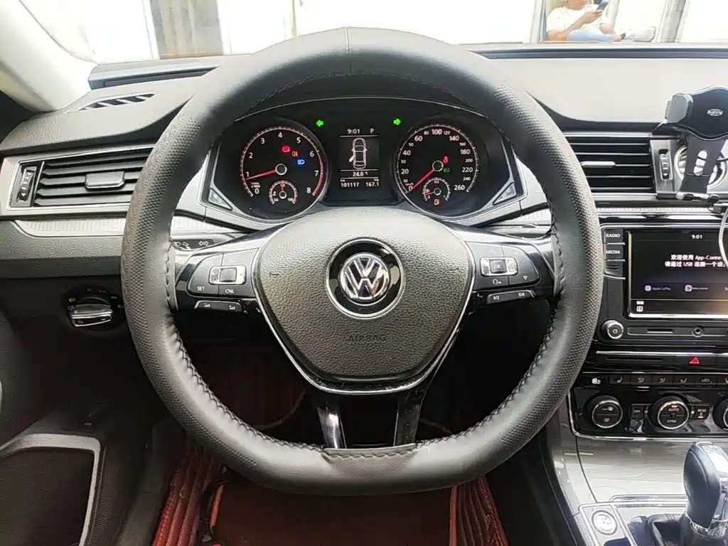 Volkswagen Passat — миниатюра 11