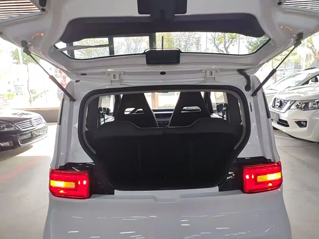 Wuling MINIEV — миниатюра 19