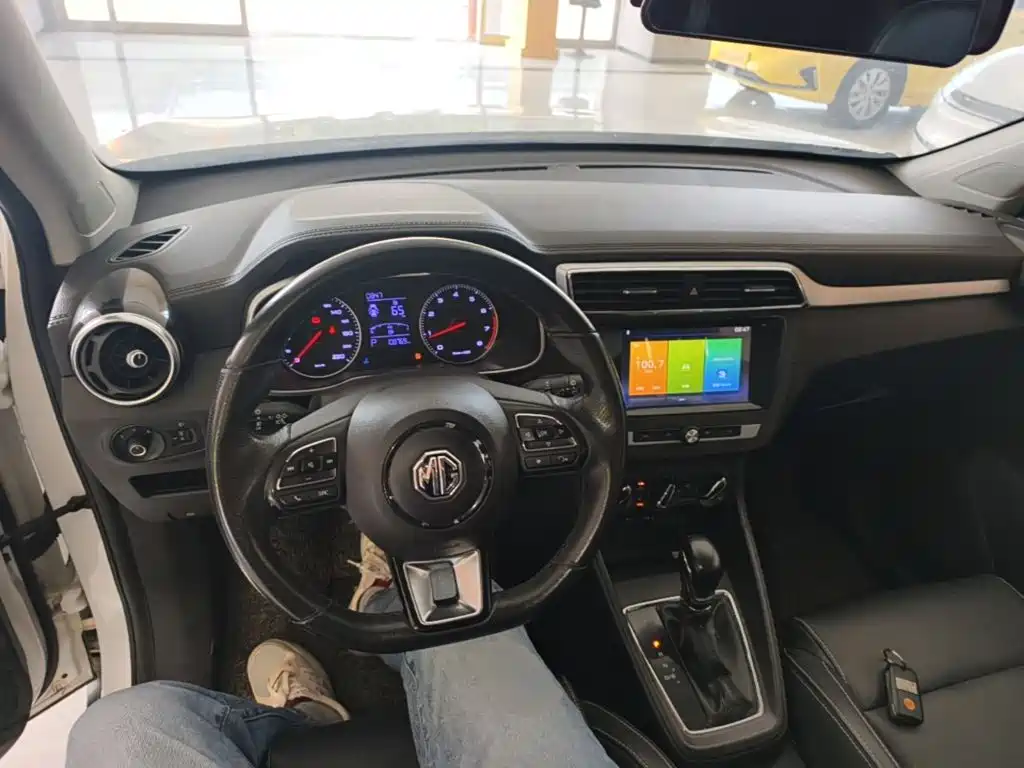 MG ZS — миниатюра 10