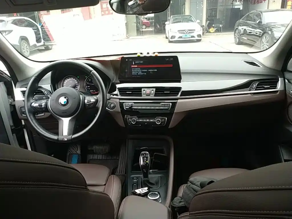 BMW X1 — миниатюра 10