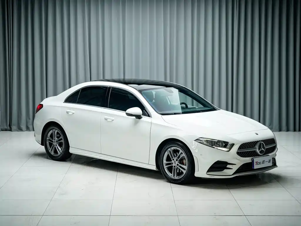 Mercedes-Benz A-Class — миниатюра 3