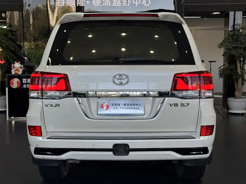 Toyota Land Cruiser — миниатюра 4