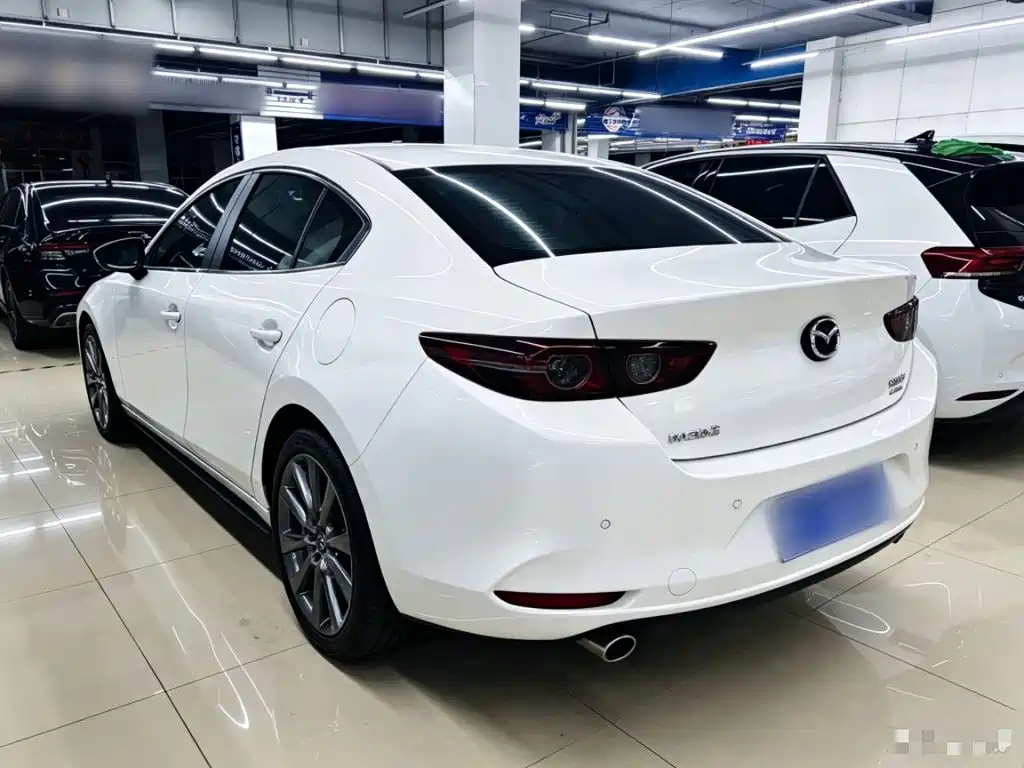 Mazda 3 Axela — миниатюра 5