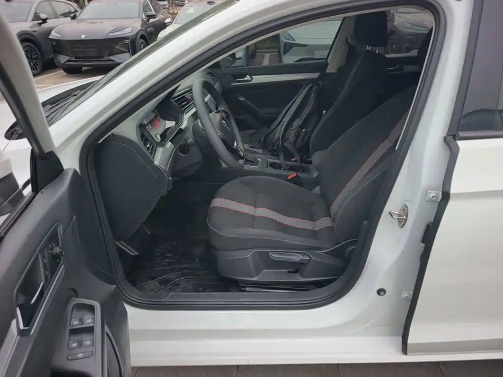 Volkswagen Lamando — миниатюра 15