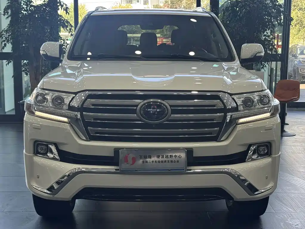 Toyota Land Cruiser — миниатюра 2