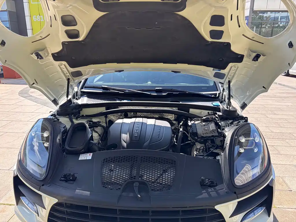 Porsche Macan — миниатюра 47