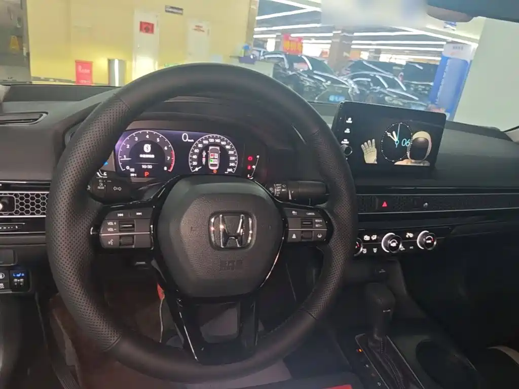 Honda Civic — миниатюра 10