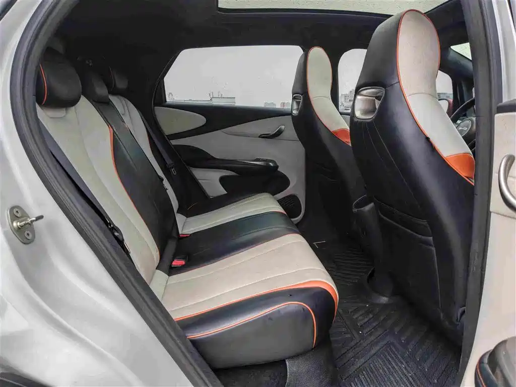 BYD Dolphin — миниатюра 9