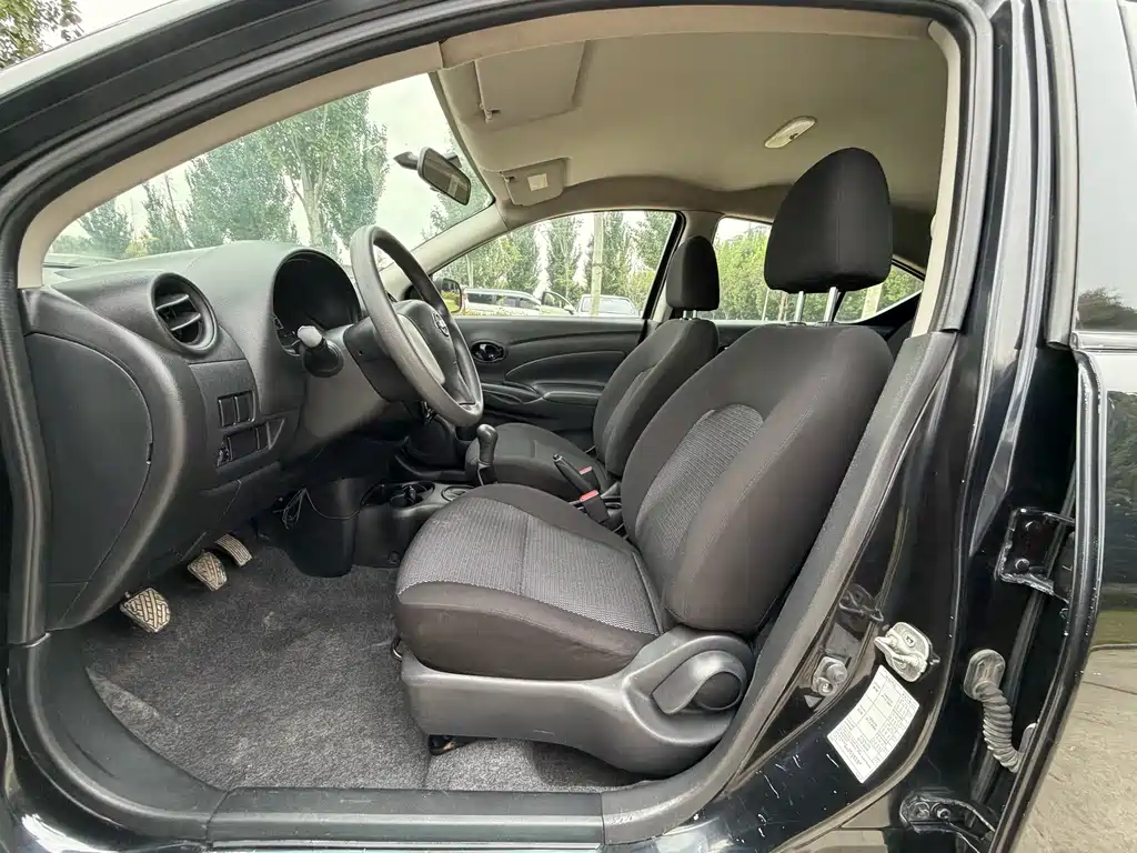 Nissan Sunny — миниатюра 4