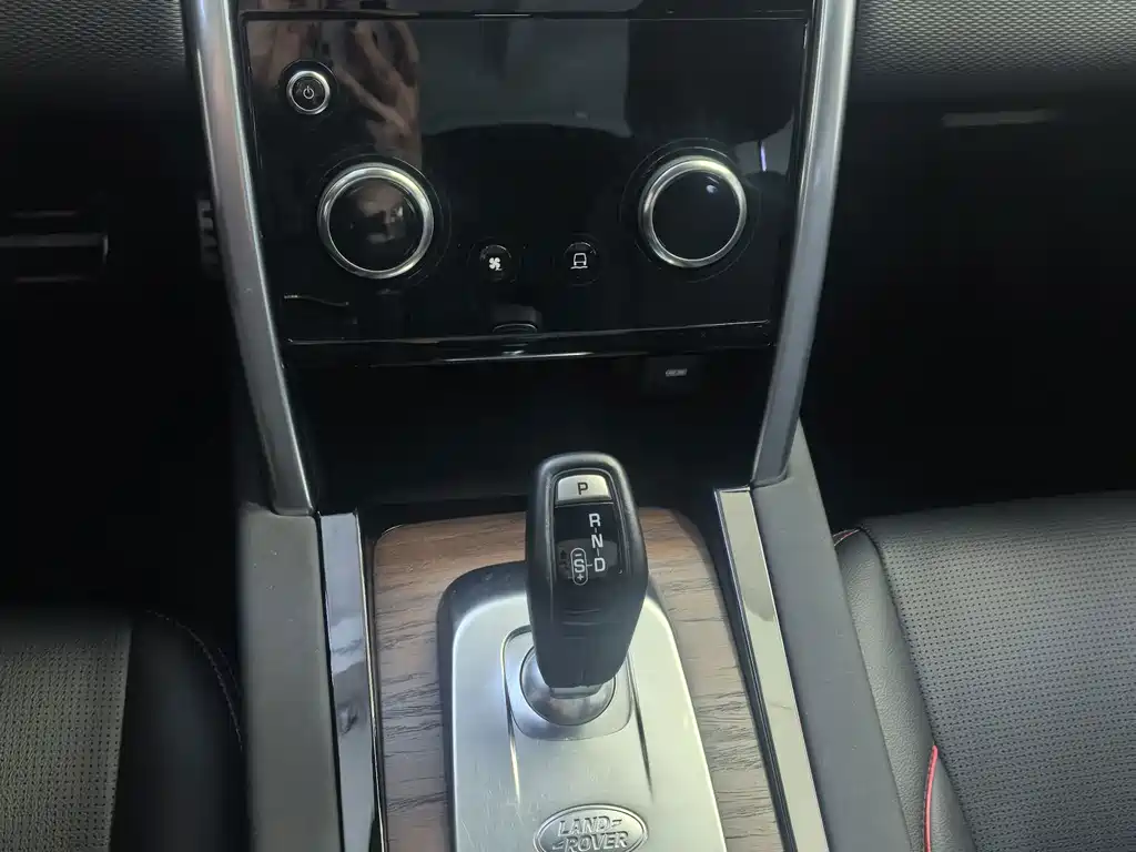 Land Rover Discovery Sport — миниатюра 14