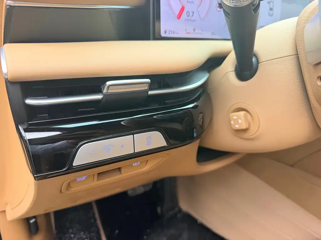 Genesis G80 — миниатюра 8