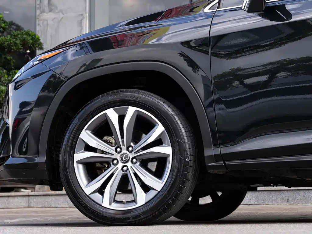 Lexus RX — миниатюра 8