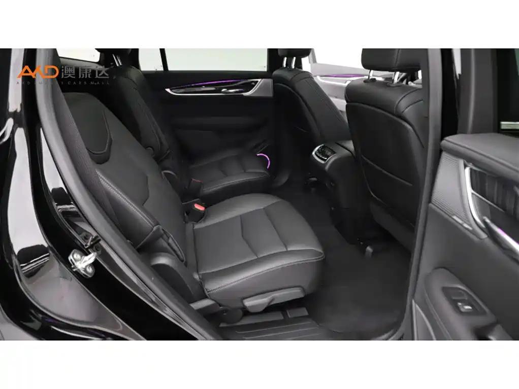 Cadillac XT6 — миниатюра 8