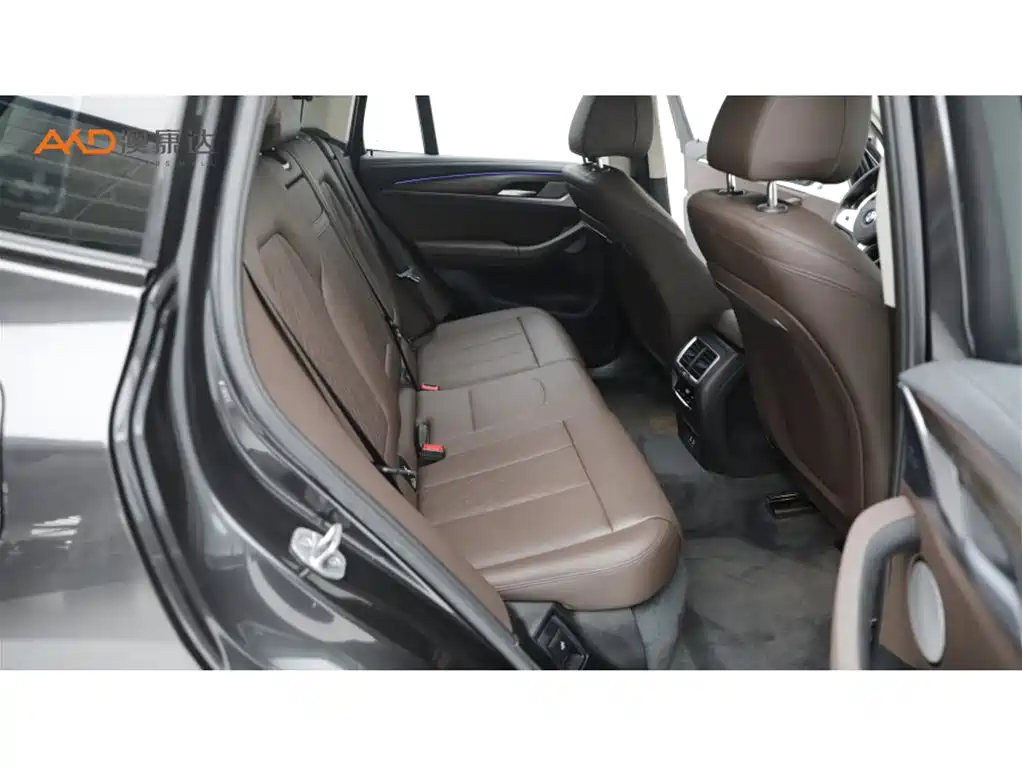 BMW X3 — миниатюра 8