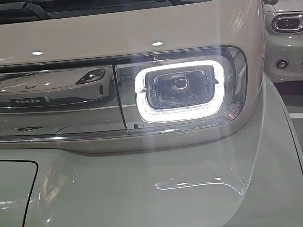 Baojun KiWi EV — миниатюра 24