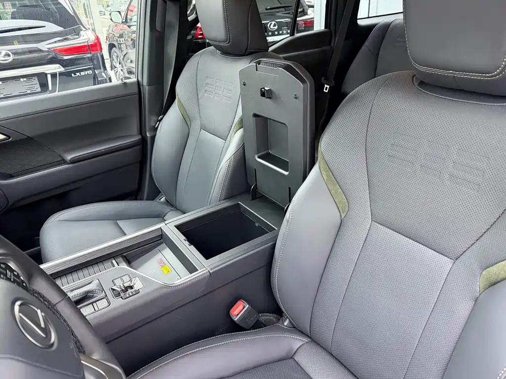 Lexus GX — миниатюра 13