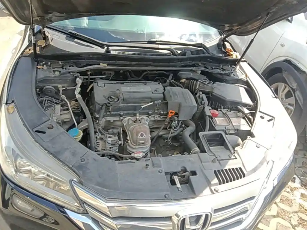 Honda Accord — миниатюра 25