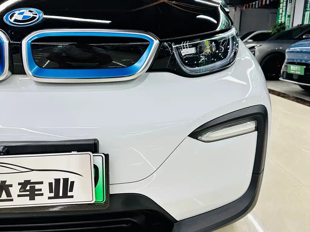 BMW i3 (Import) — миниатюра 8