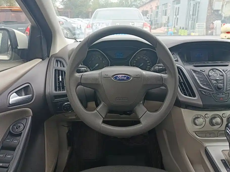 Ford Focus — миниатюра 15