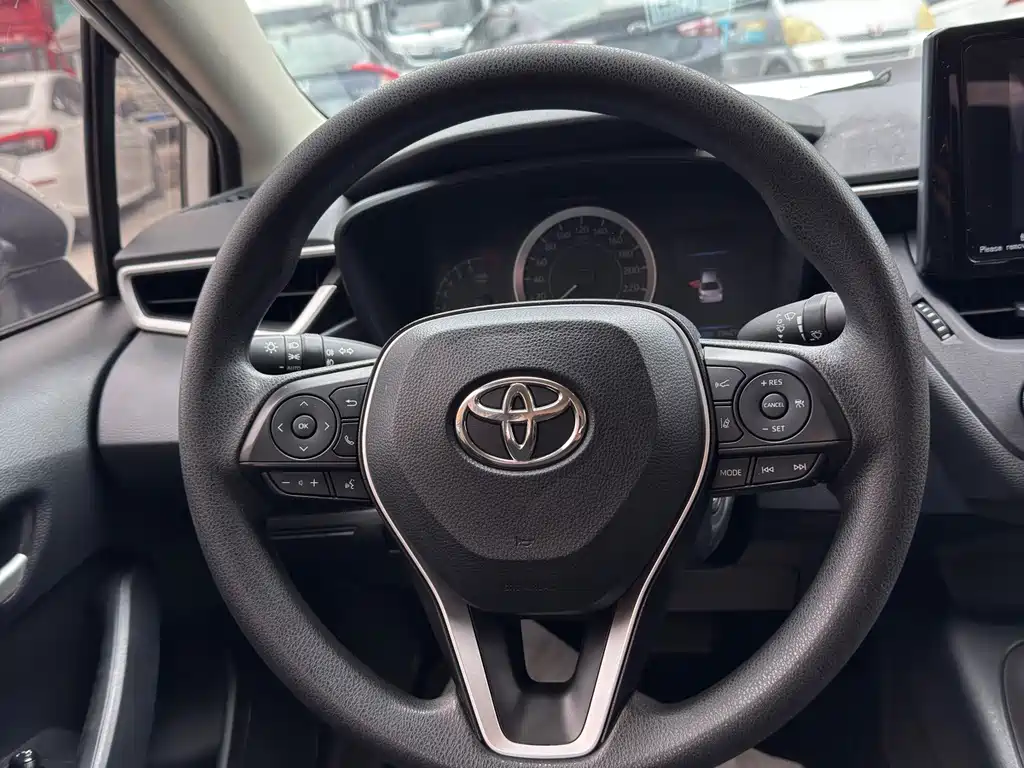 Toyota Corolla — миниатюра 7