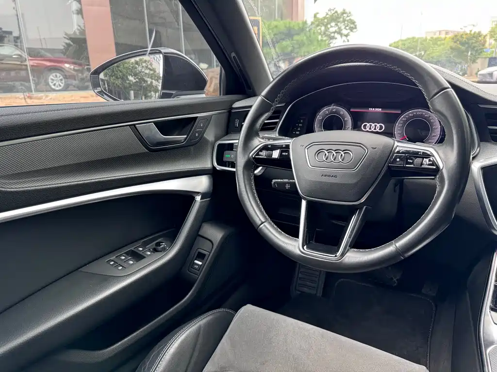 Audi A6L — миниатюра 6
