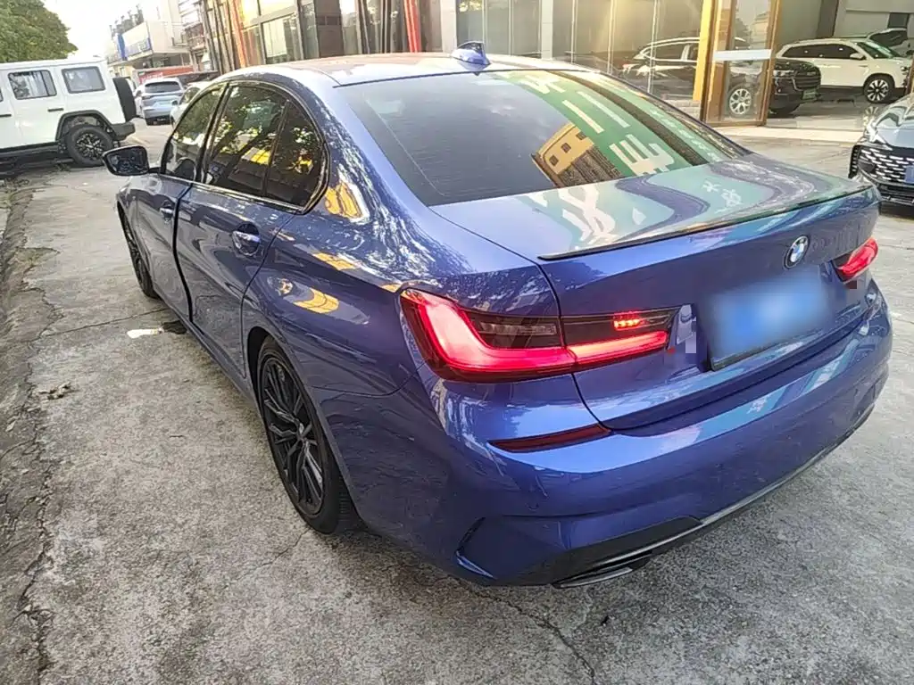 BMW 3 Series — миниатюра 5