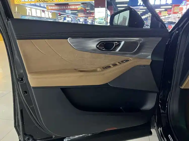 GAC Motor Trumpchi ES9 — миниатюра 7