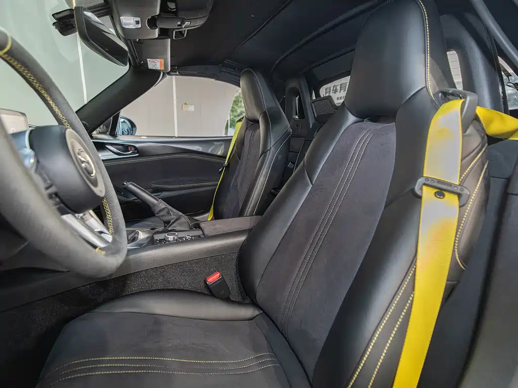Mazda MX-5 2023 2.0L MT