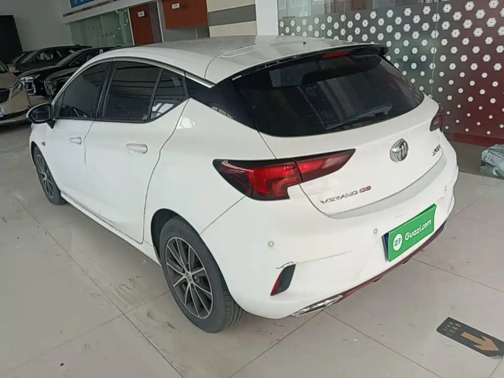 Buick Verano — миниатюра 5