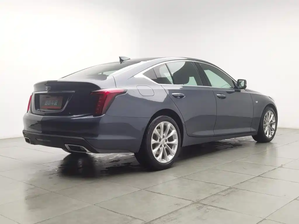 Cadillac CT5 — миниатюра 2