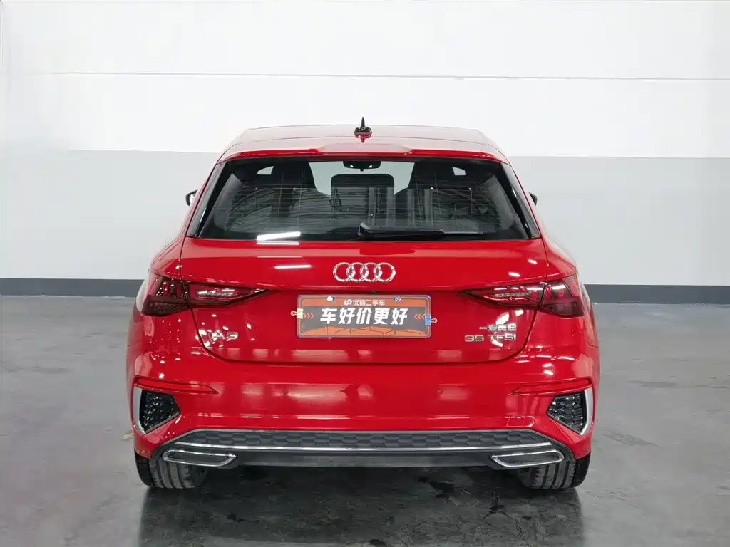 Audi A3 2023 Sportback 35 TFSI Luxury Sport