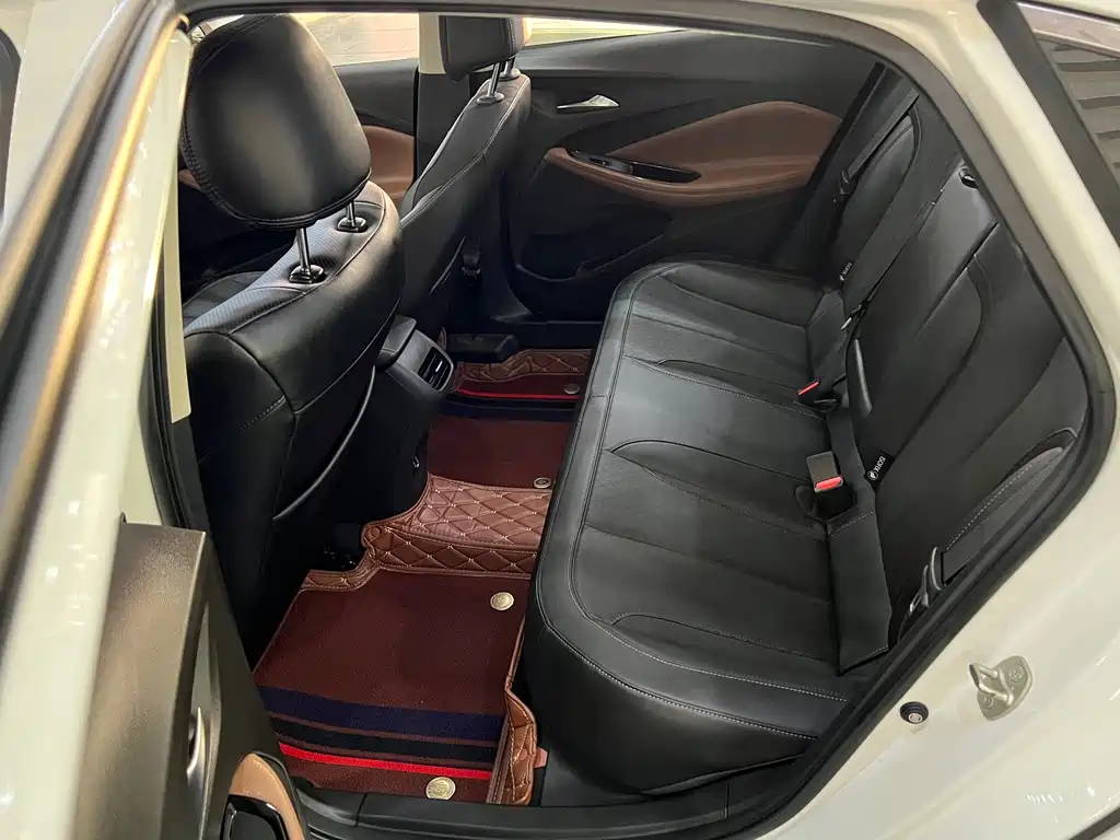 Buick Verano — миниатюра 5